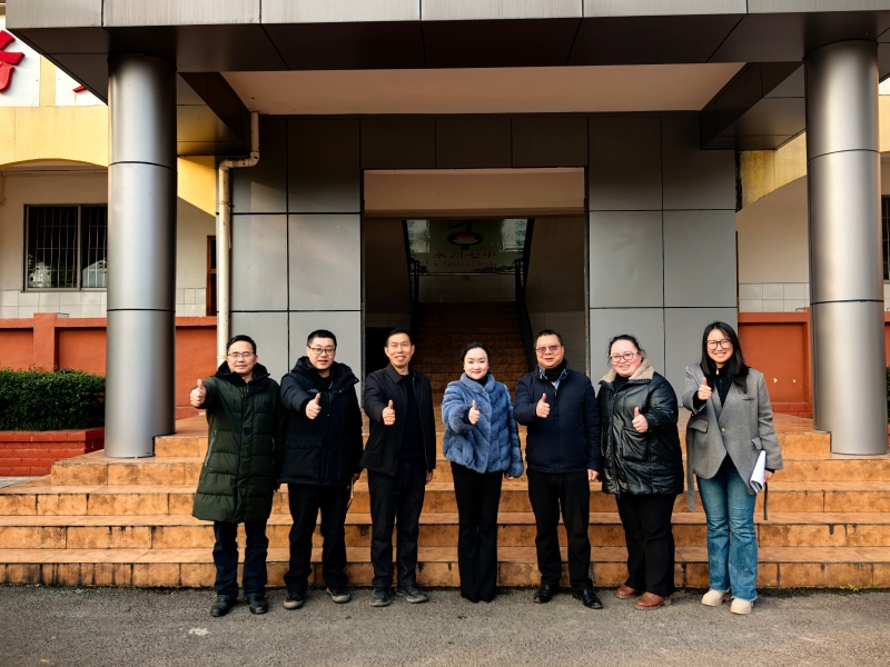 svZa_1767921792982076975.jpg 004.jpg