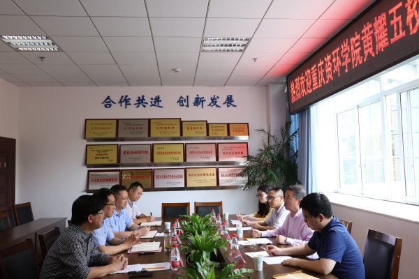 1528354385956026995.jpg 1528354385956026995.jpg